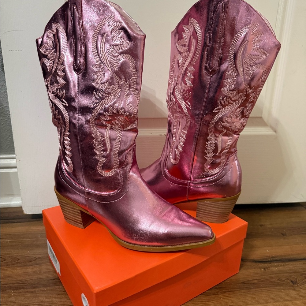 Metallic Pink Western Boots